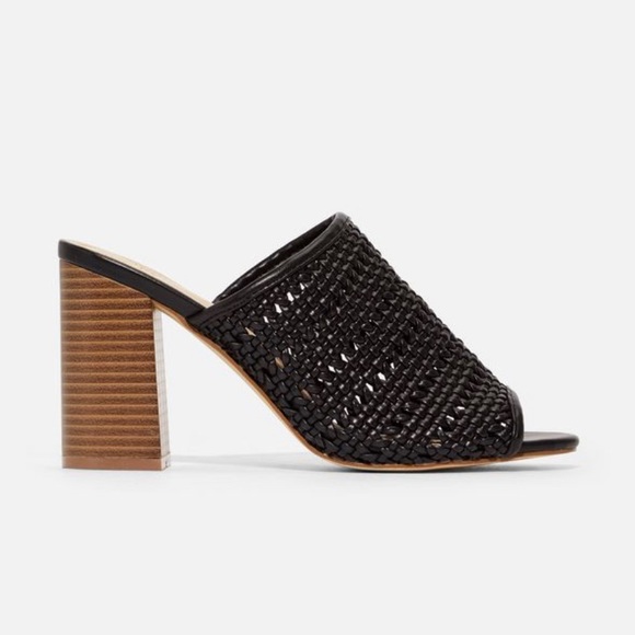 Shela Woven Heeled Sandal JUSTFAB - Picture 2 of 6